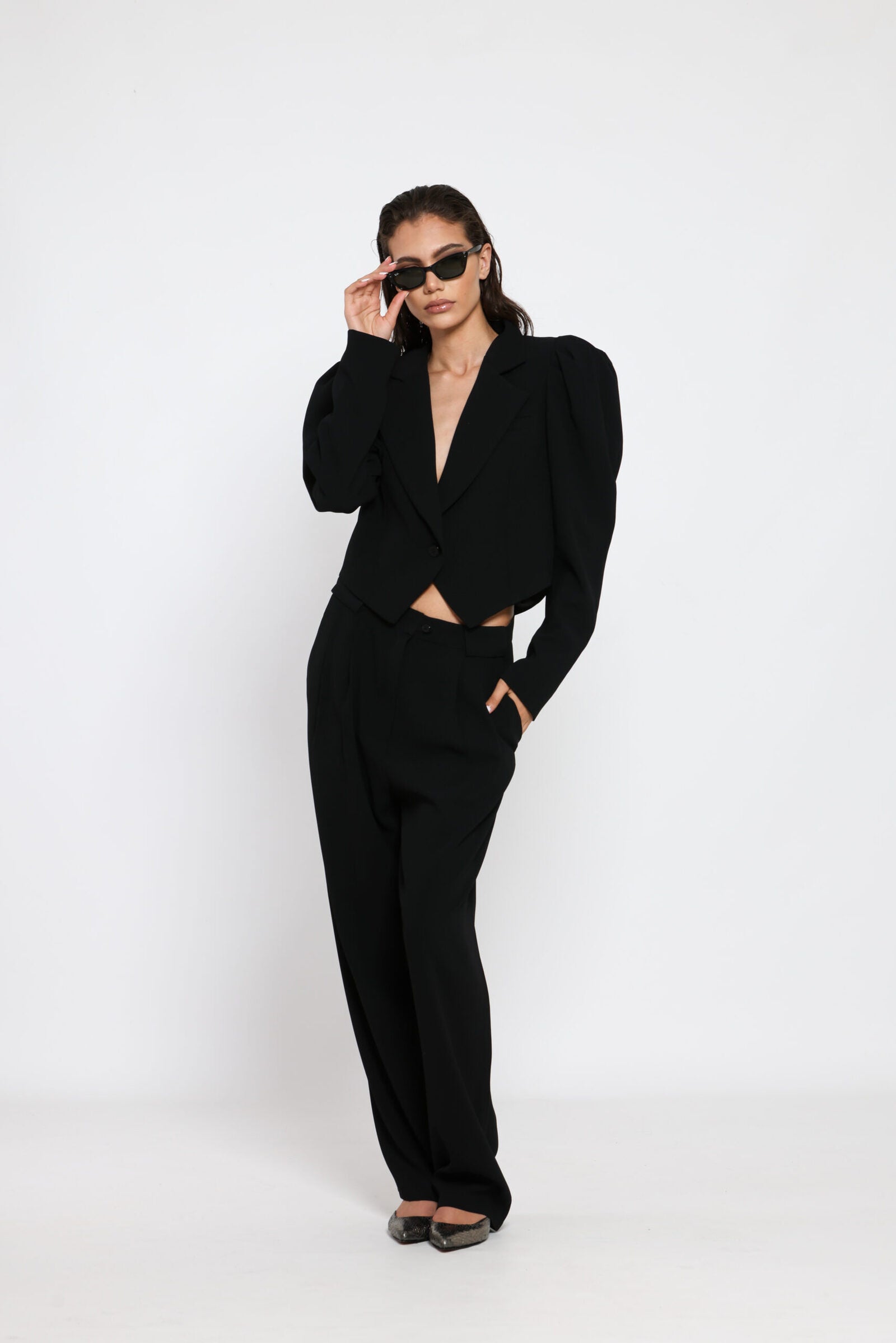 GISELE SUIT (2)